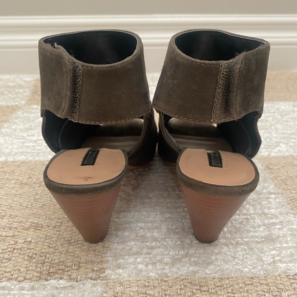 Audrey Brooke Open Toe Suede Grey Booties Heels Size 8 - Picture 5 of 8